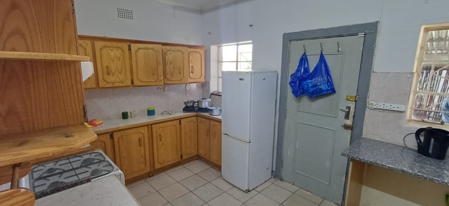 6 Bedroom Property for Sale in Freemanville North West